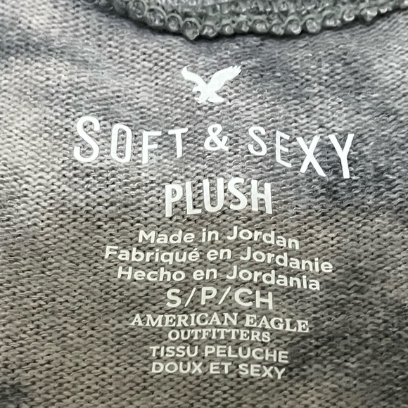 EUC AMERICAN EAGLE “Soft & Sexy” Oversized Warm and Cozy Top - Picture 7 of 9